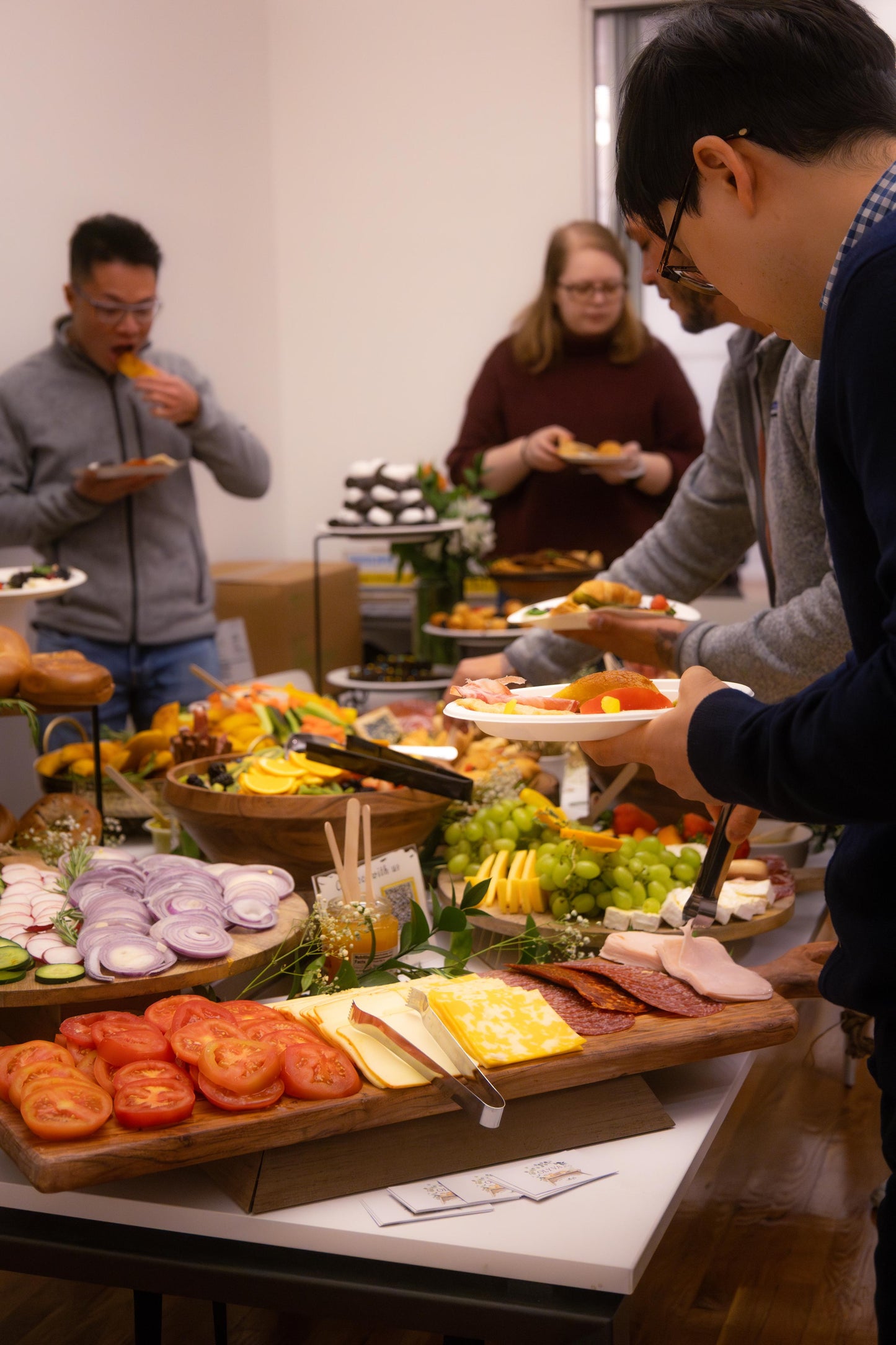 FULL TABLES