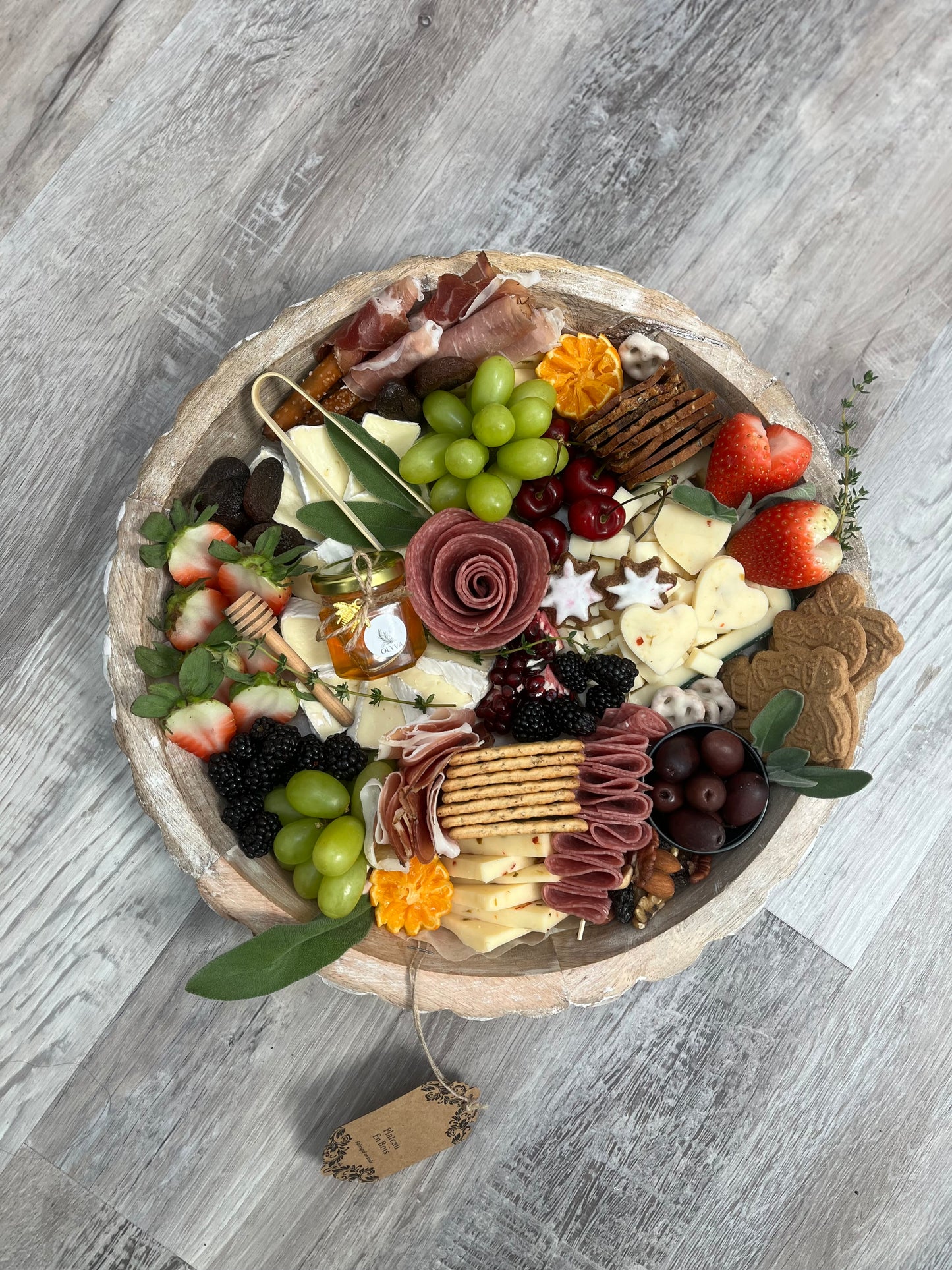 HANDCRAFTED WOODEN BOARDS – 3 SIZES